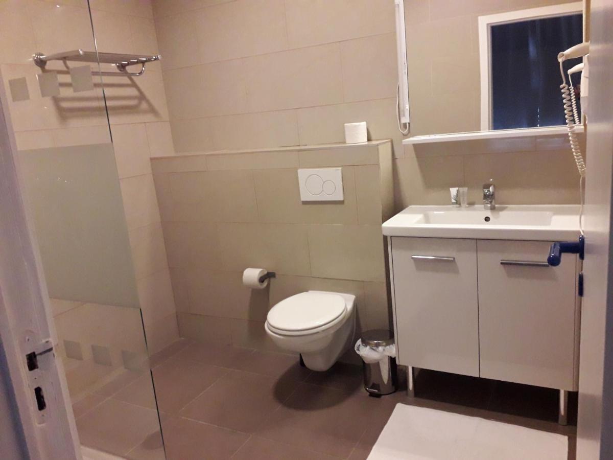 Hotel Auberge Van Strombeek Jette المظهر الخارجي الصورة